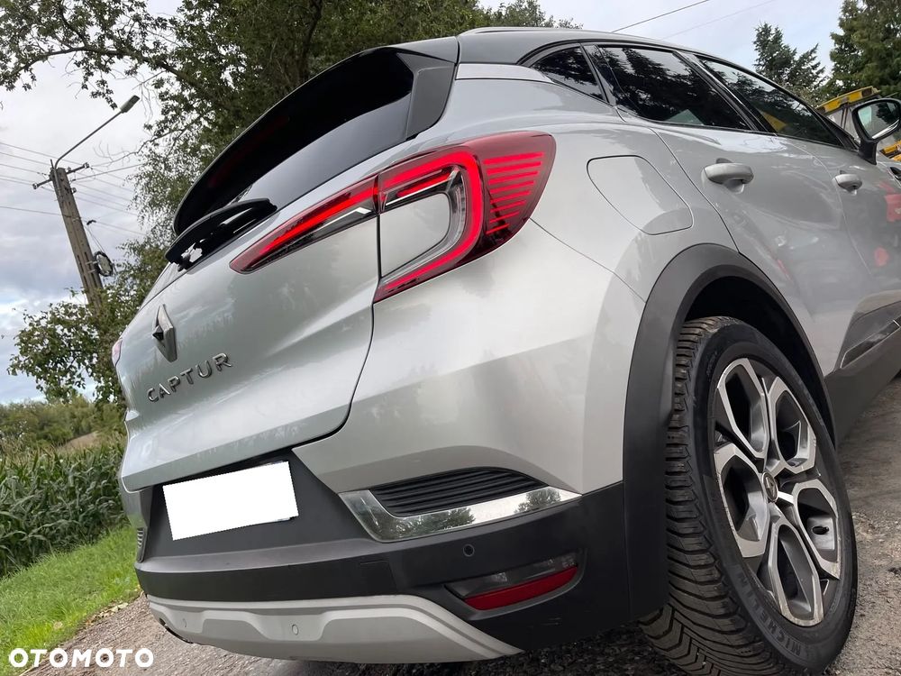 Renault Captur TCe 100 INTENS - 33