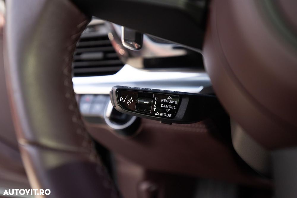 Porsche Panamera - 23