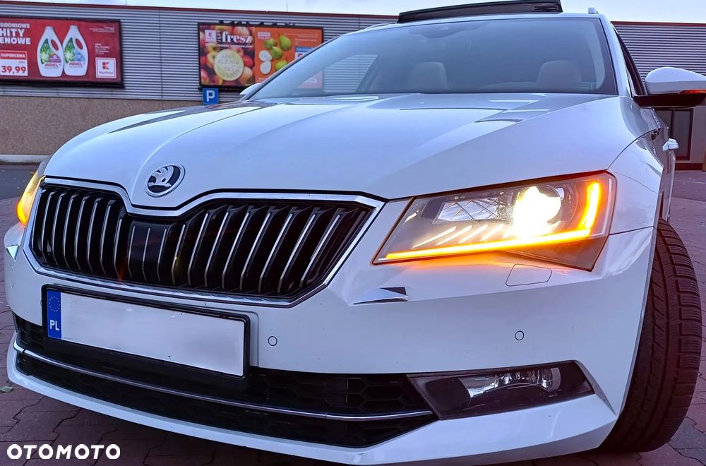 Skoda Superb Combi 2.0 TSI 4x4 DSG L&K - 1