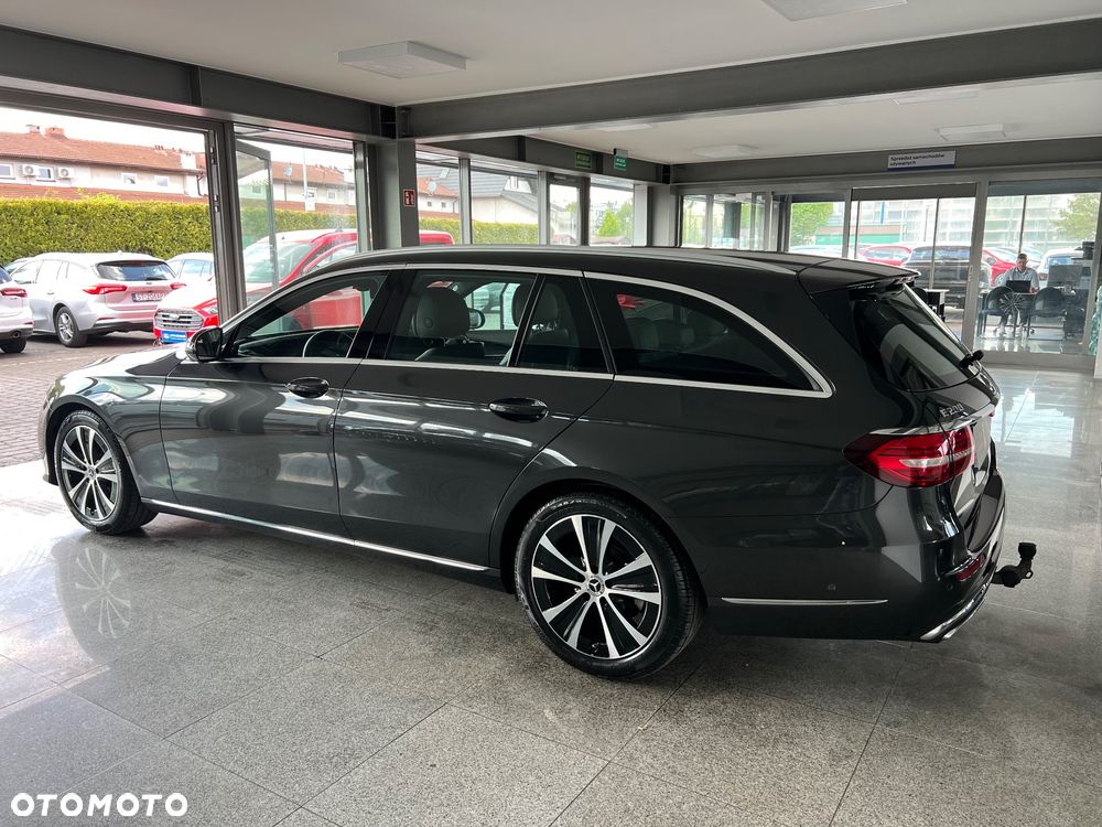 Mercedes-Benz Klasa E 200 Exclusive - 11