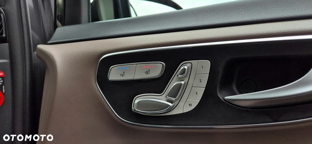 Mercedes-Benz Klasa V 300 d 4-Matic Exclusive 9G-Tronic (d³ugi) - 24
