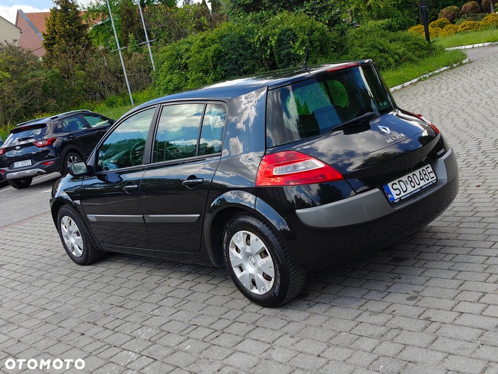 Renault Megane 1.6 16V Expression - 12