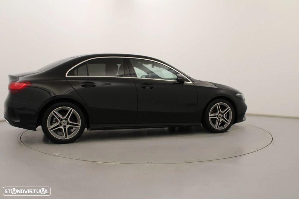 Mercedes-Benz A 200 Limousine Standard - 5