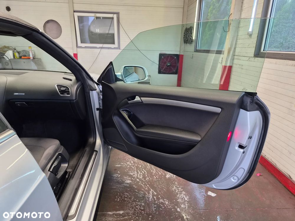 Audi A5 Cabrio - 8