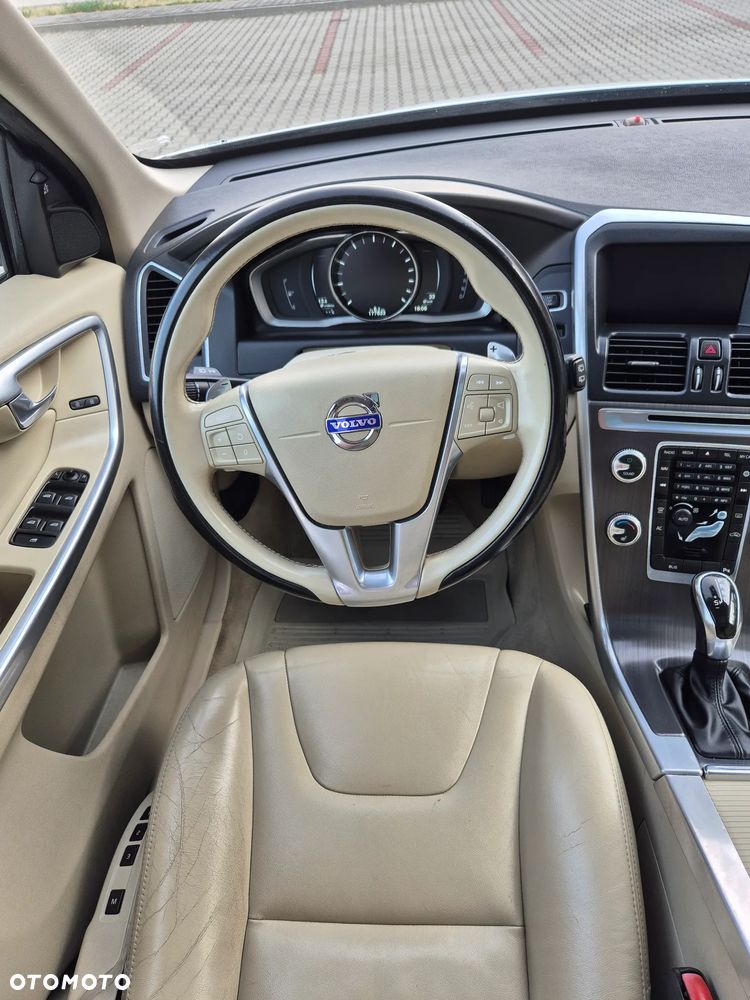 Volvo XC 60 - 18
