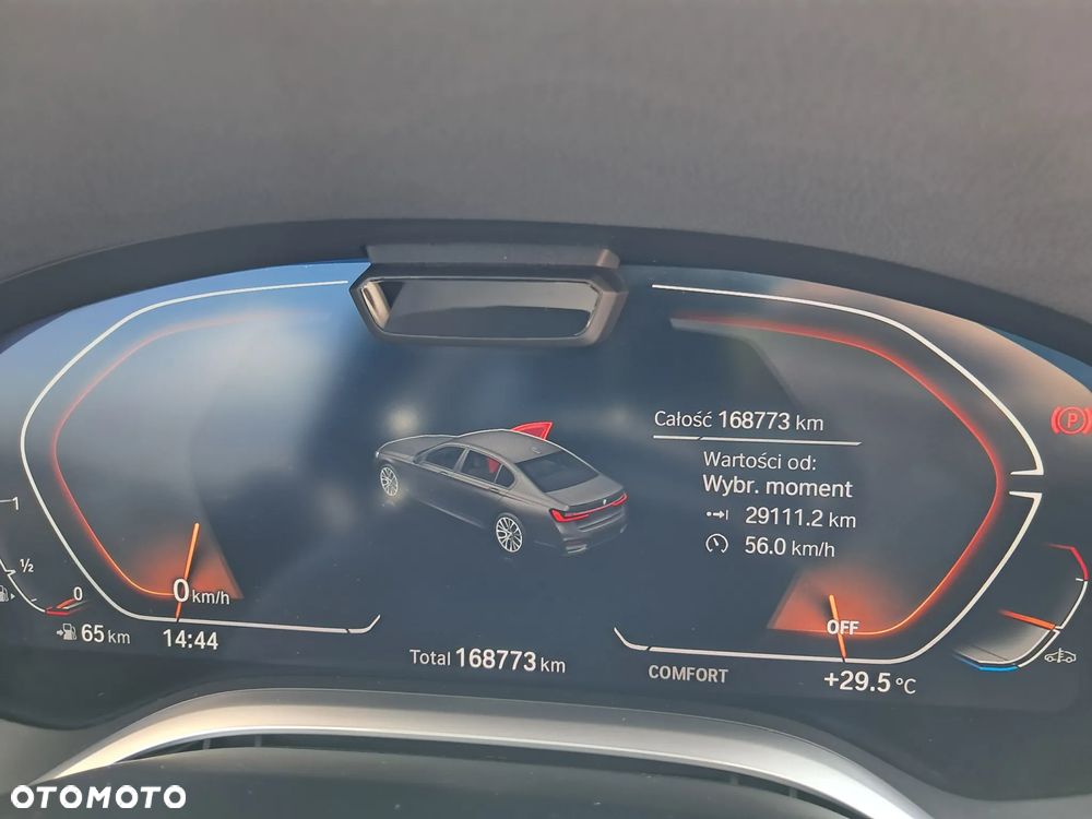 BMW Seria 7 750i xDrive - 21