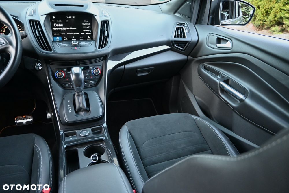 Ford Kuga 2.0 TDCi 4x4 ST-Line - 18