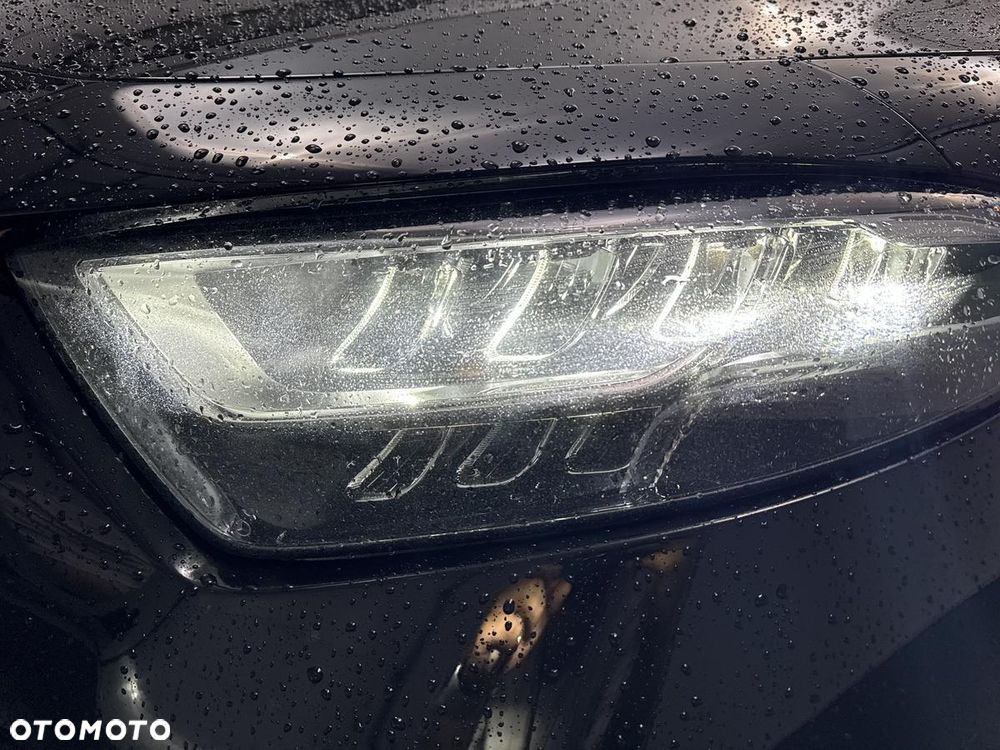 Mercedes-Benz CLS 300 d 4Matic 9G-TRONIC AMG Line - 27