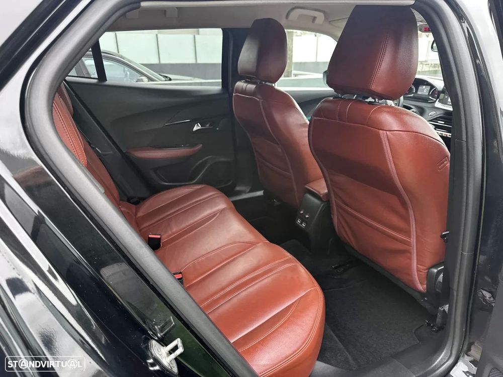 Peugeot 2008 PureTech 130 Allure Pack - 40