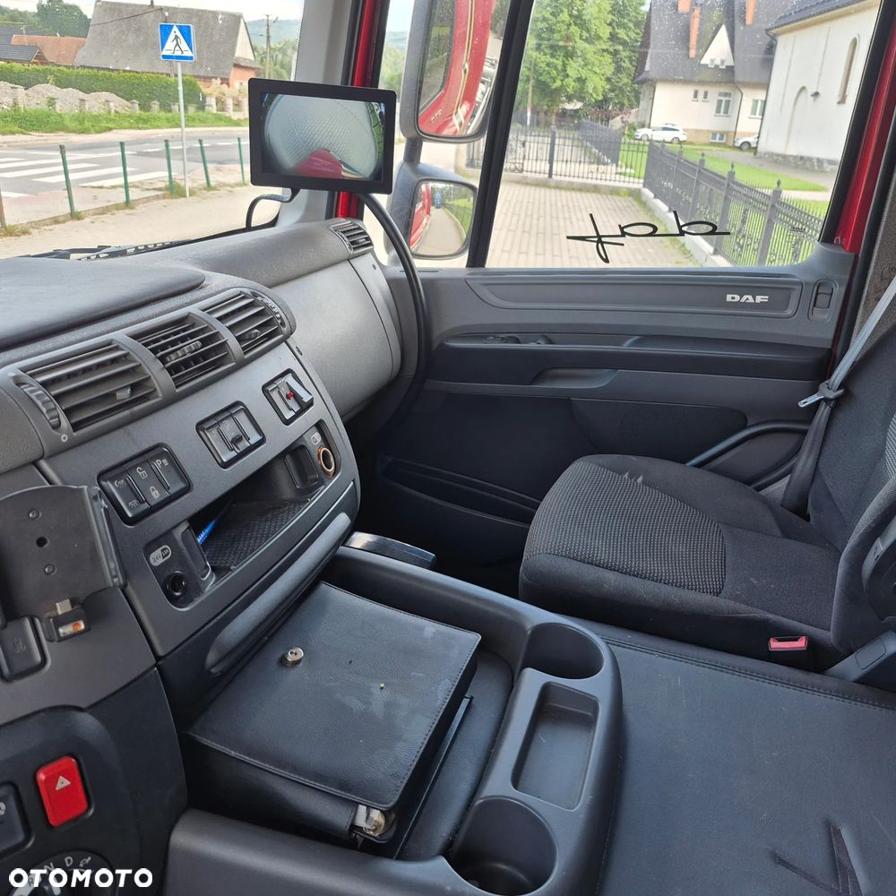 DAF cf 370 - 10