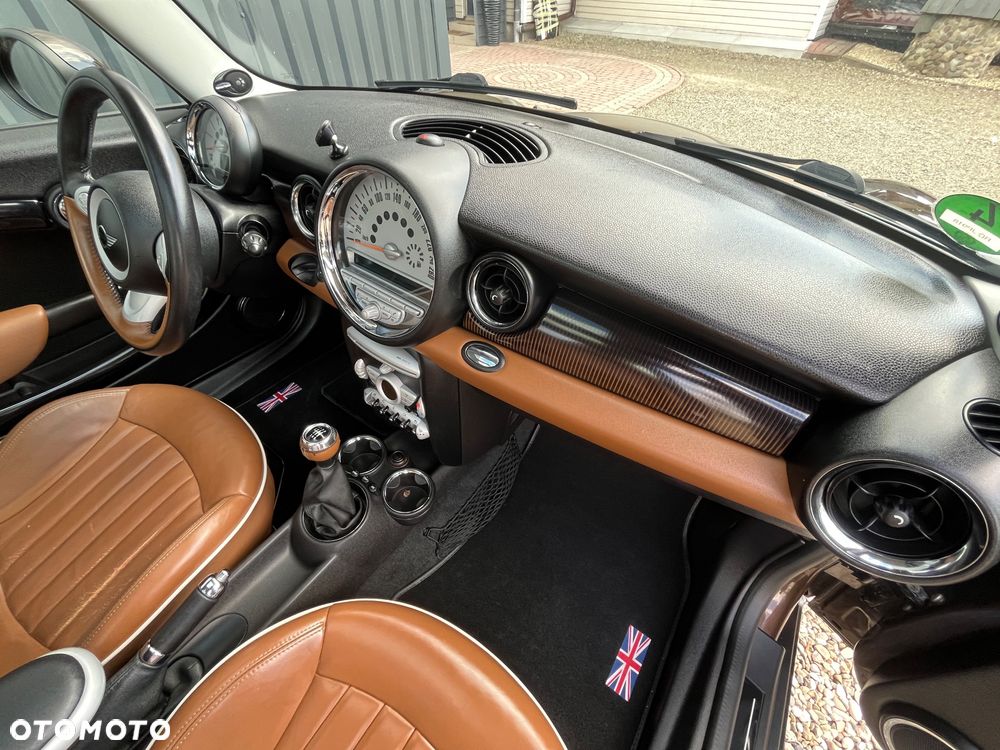 MINI Cooper 50 Mayfair - 30