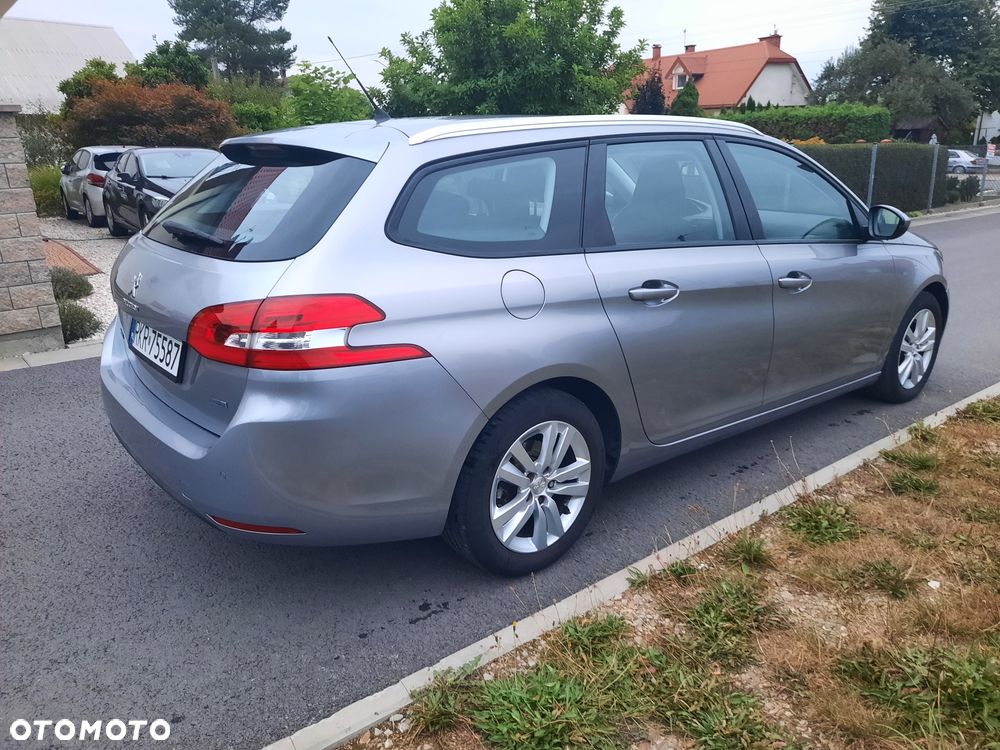 Peugeot 308 - 4