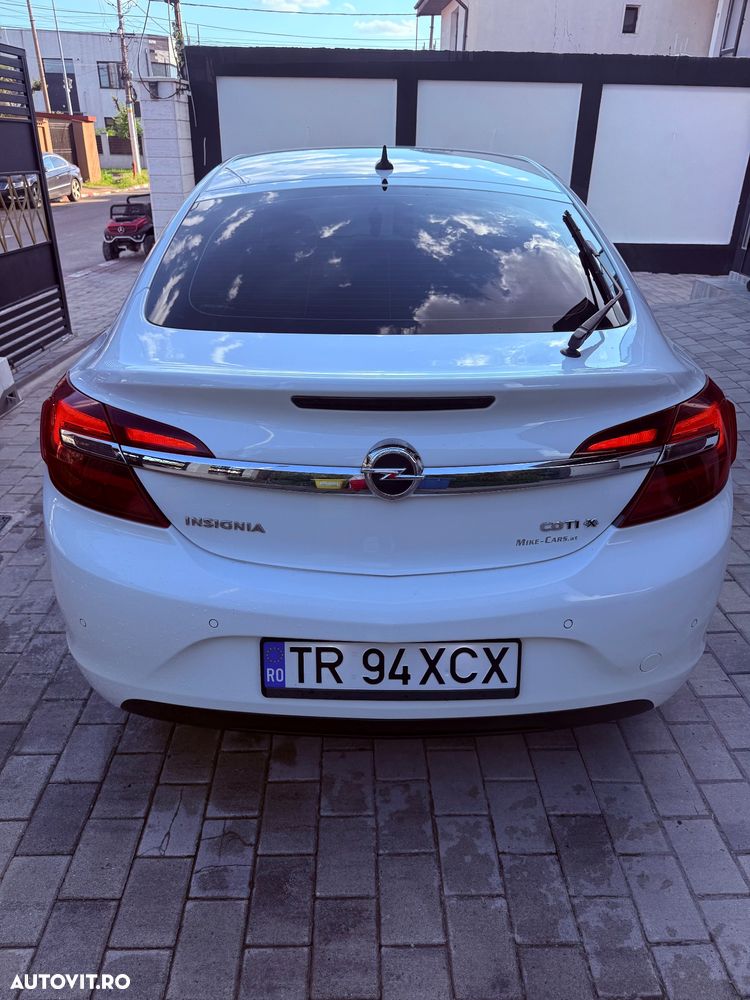 Opel Insignia 2.0 CDTi ECOTEC 4X4 Cosmo Aut. - 3