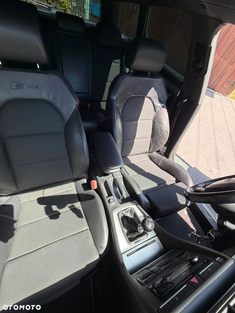 Audi A4 Avant 2.0 TDI DPF - 9