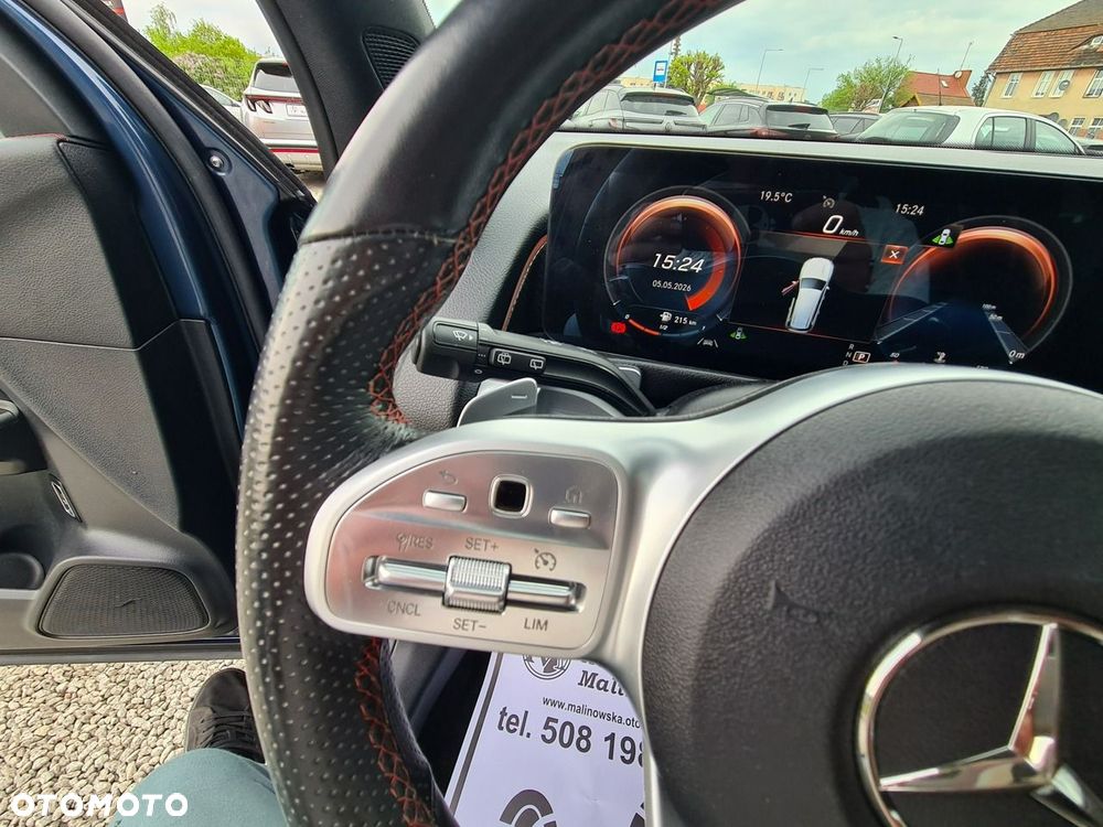 Mercedes-Benz GLB 200 d AMG Line 8G-DCT - 24