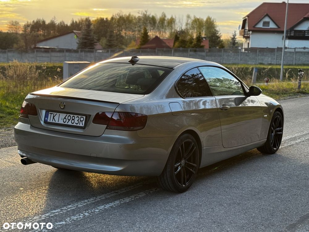 BMW Seria 3 320d - 8
