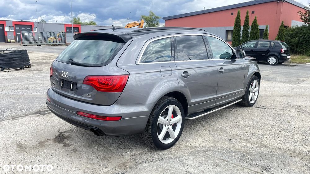 Audi Q7 - 6