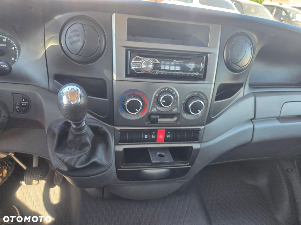 Iveco DAILY - 12