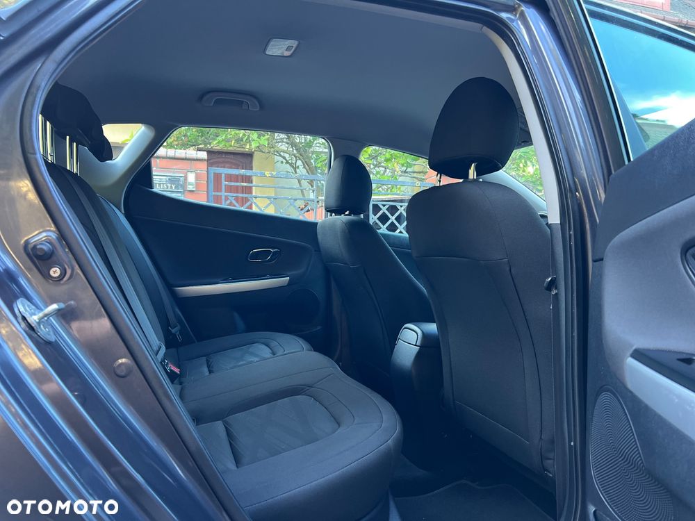 Kia Ceed 1.4 L - 19