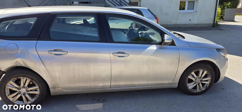 PEUGEOT 308 T9 1,6 ehdi sanki przód - 4