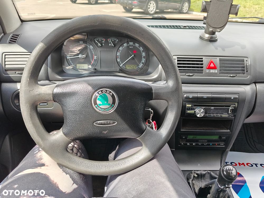 Skoda Octavia 1.9 TDI Tour - 18