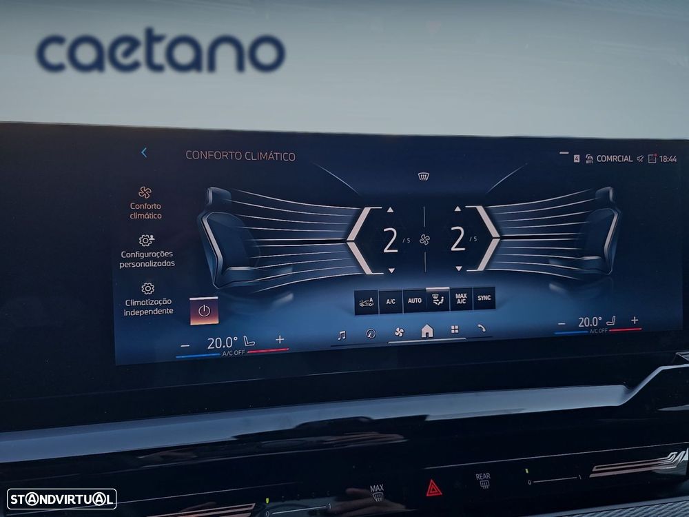 BMW 530 e Pack Desportivo M - 34