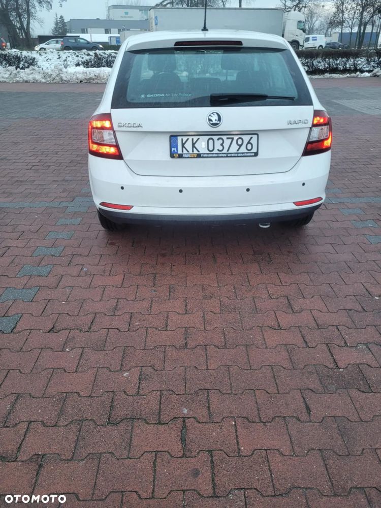Skoda RAPID 1.0 TSI Drive - 9
