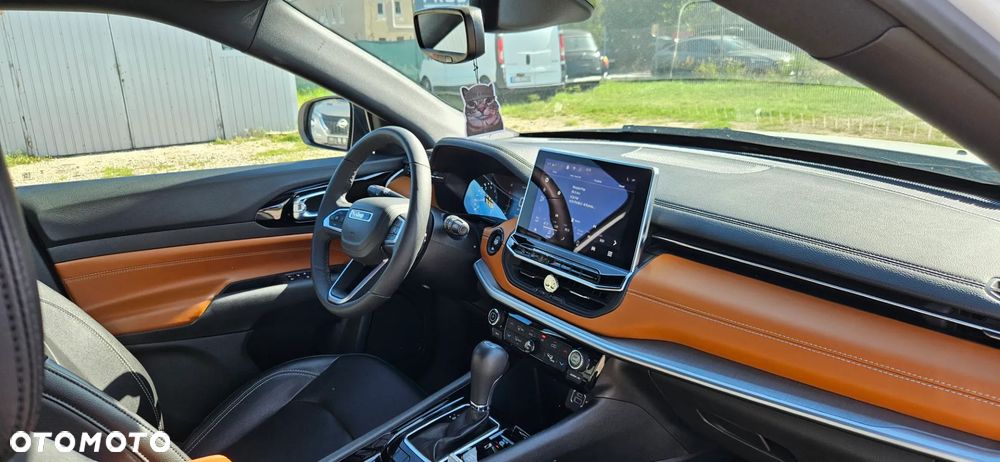 Jeep Compass - 26