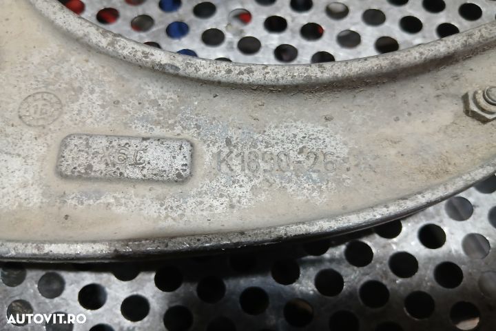 Brat superior fata stanga spre fata QL677596711 QL677596711 BMW Seria - 4