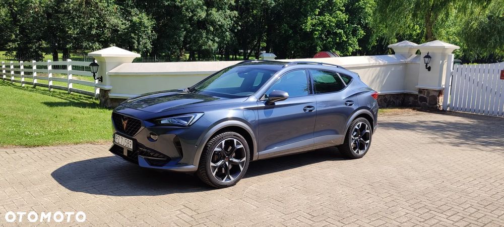 Cupra Formentor VZ 1.4 e-Hybrid DSG Priority - 1