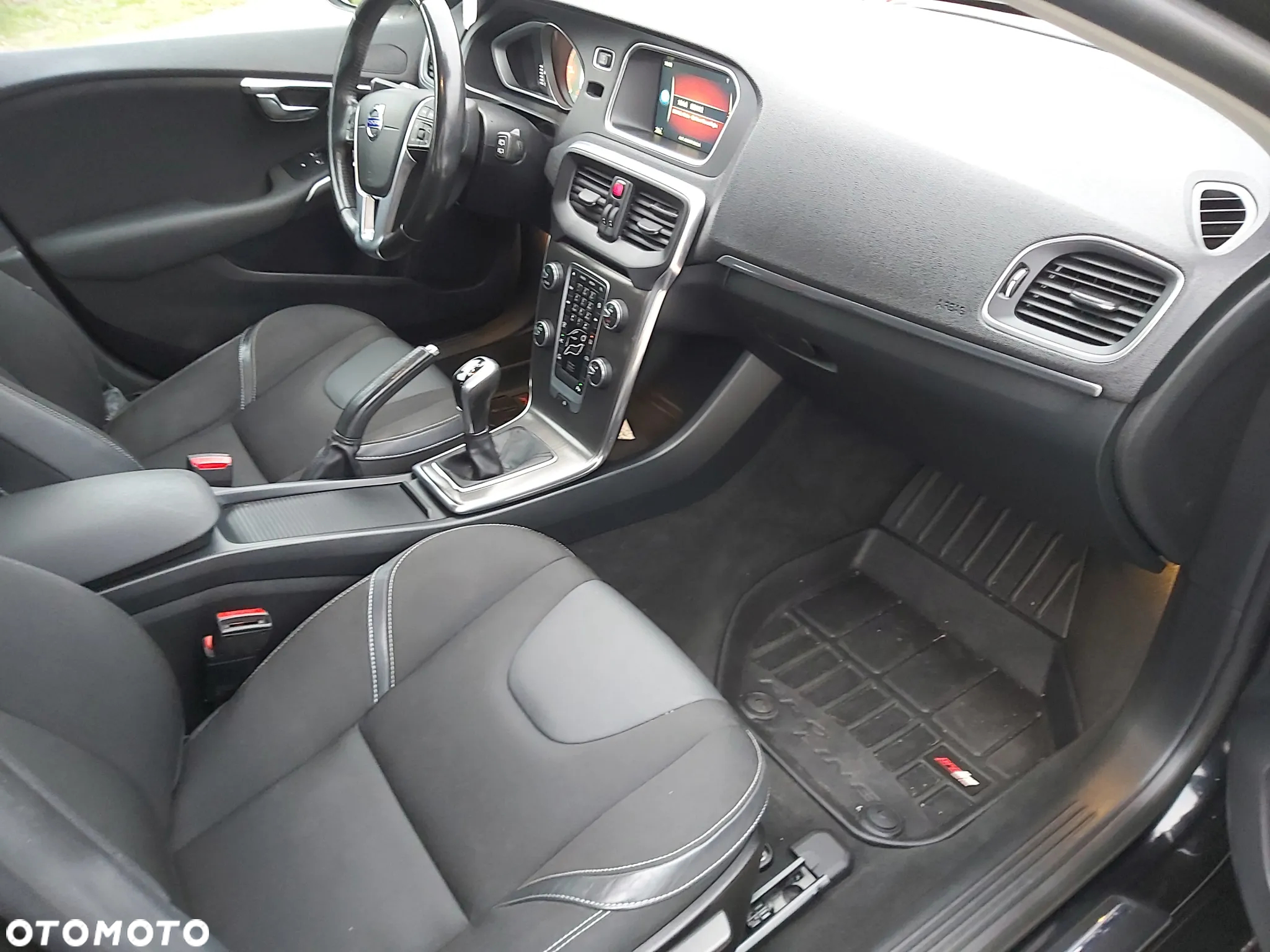 Volvo V40 - 11