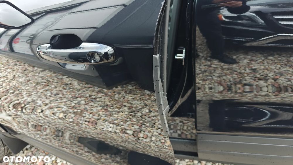 Ford Kuga 2.5 Duratec FHEV TITANIUM - 39