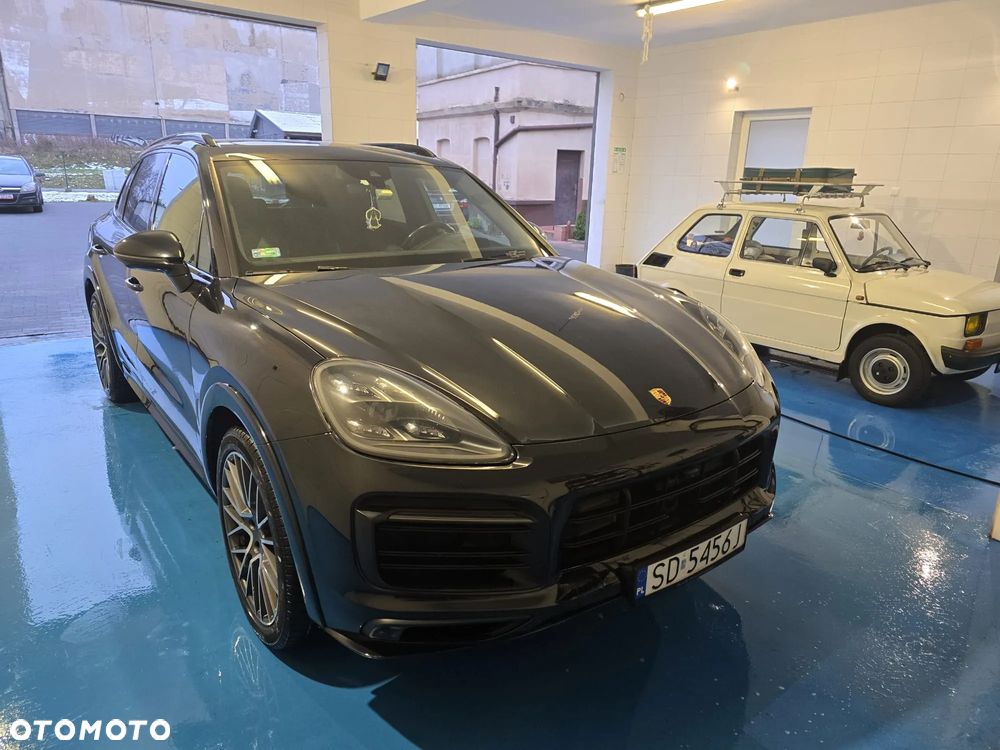 Porsche Cayenne - 6