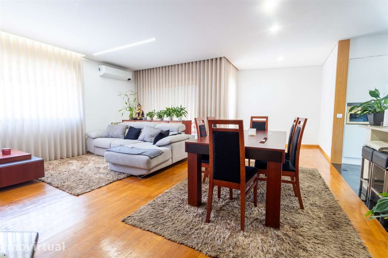 Apartamento T3 em Vila das Aves, Santo Tirso - Grande imagem: 2/25