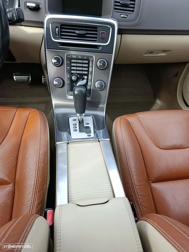 Volvo S60 T5 Powershift Summum - 26