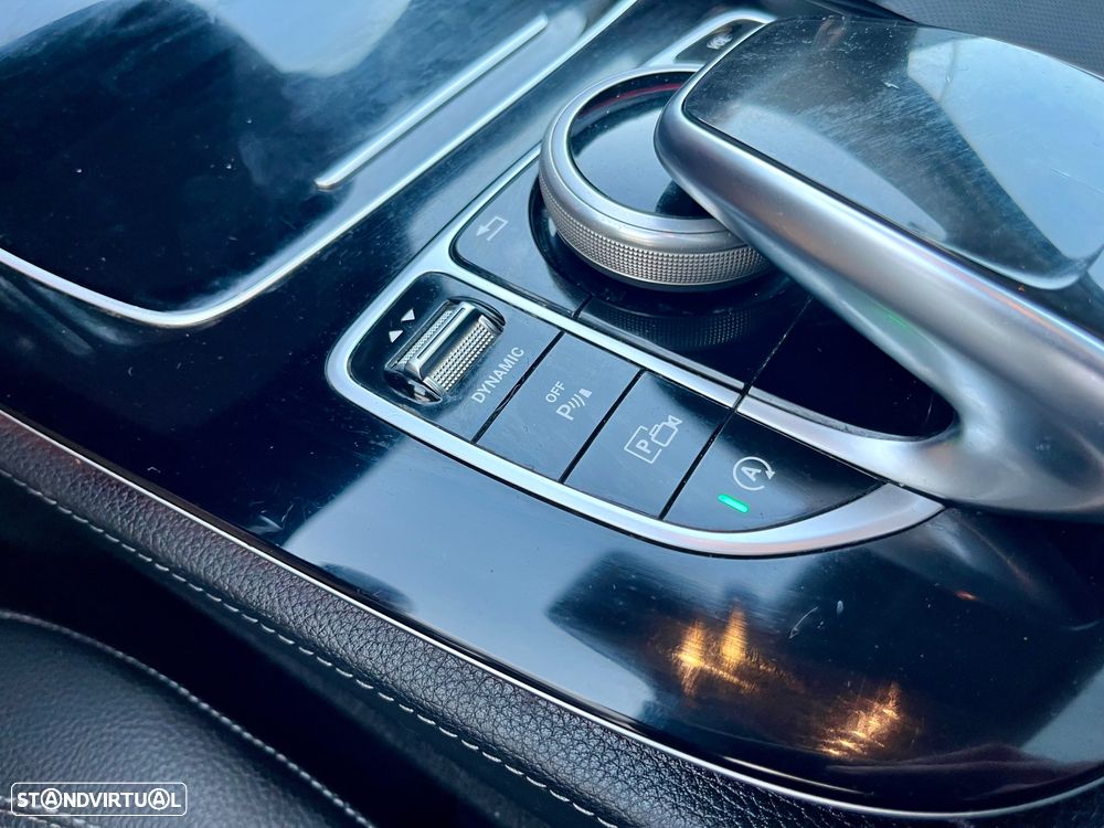 Mercedes-Benz E 220 d Avantgarde - 36