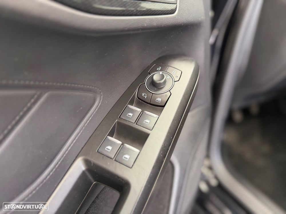 Ford Focus SW 1.0 EcoBoost Hybrid ST-LINE - 23