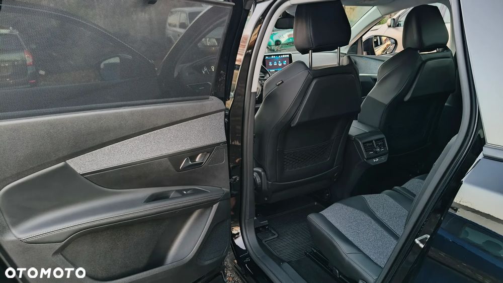 Peugeot 5008 1.5 BlueHDI Active S&S - 24