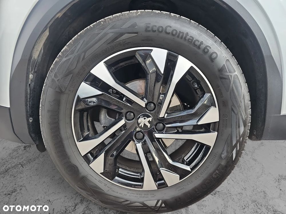 Peugeot 2008 1.2 PureTech Allure S&S EAT8 - 22