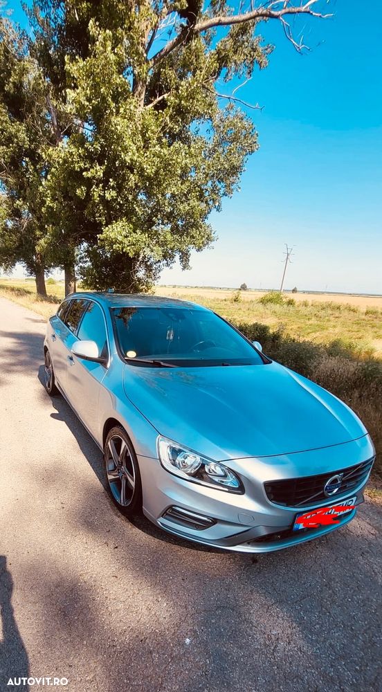Volvo V60 D4 VEA Start-Stop R-Design - 1