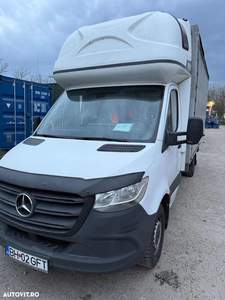 Mercedes-Benz Sprinter - 1