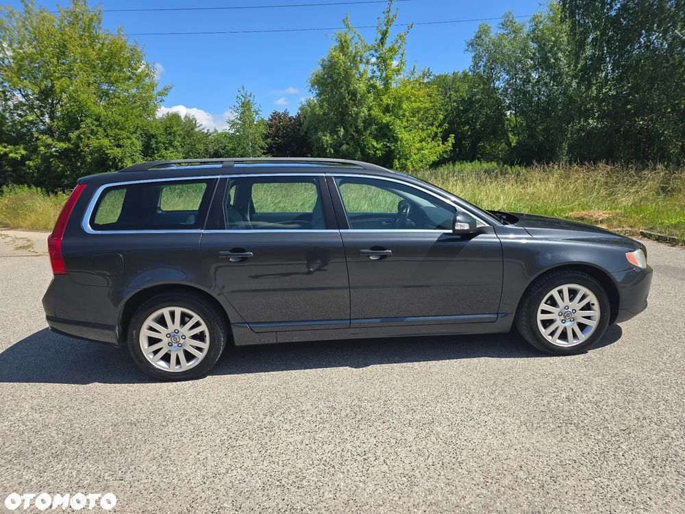 Volvo V70 2.0D Momentum - 12