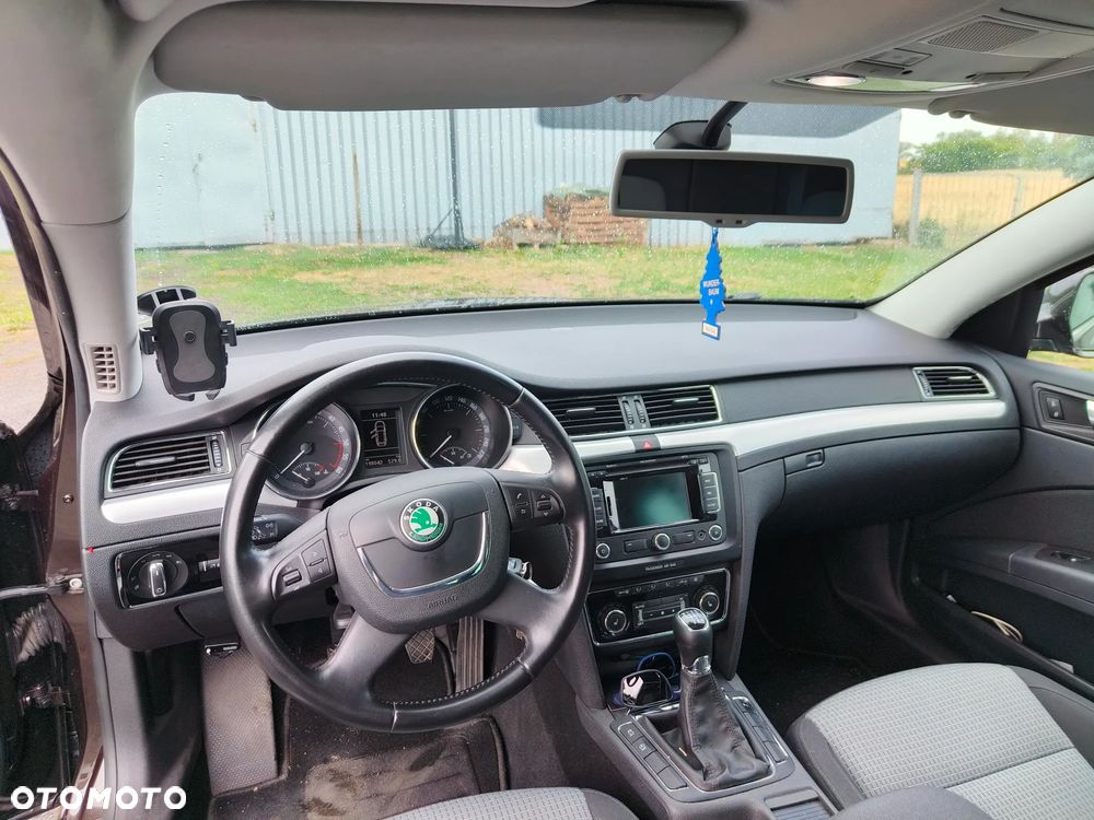 Skoda Superb 2.0 TDI PD Ambition - 4