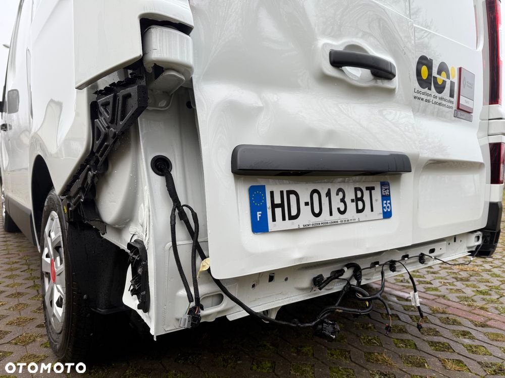 Renault Trafic - 16