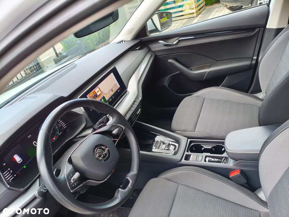 Skoda Octavia 2.0 TDI DSG Style - 16