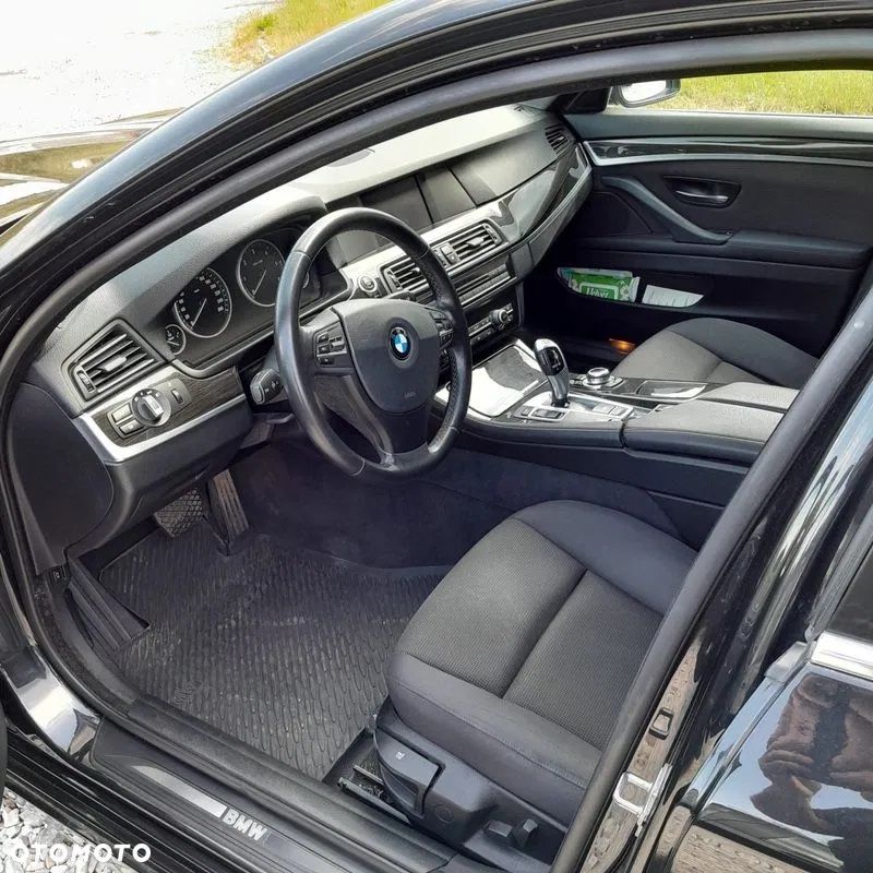 BMW Seria 5 520d - 10