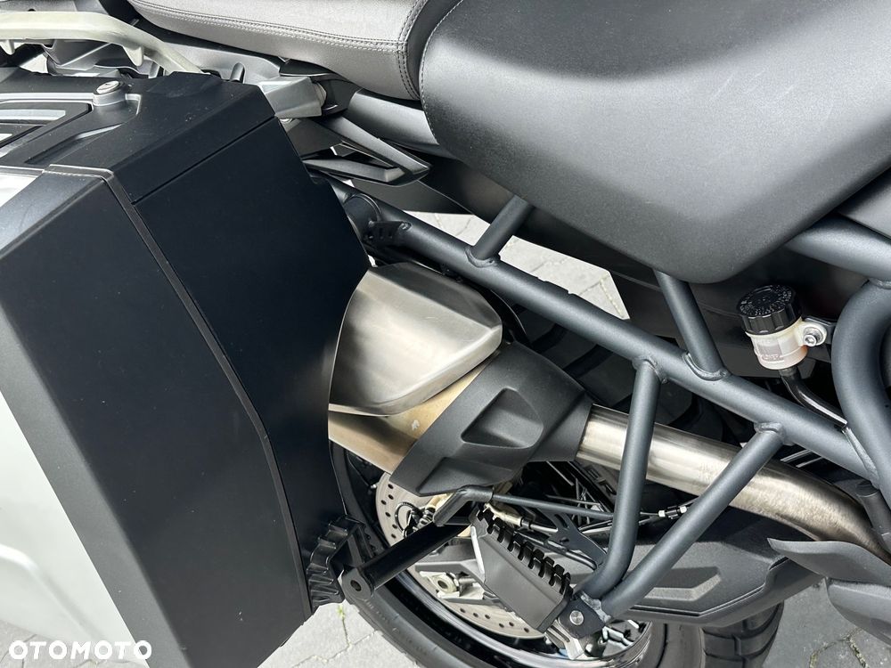 Triumph Tiger - 15