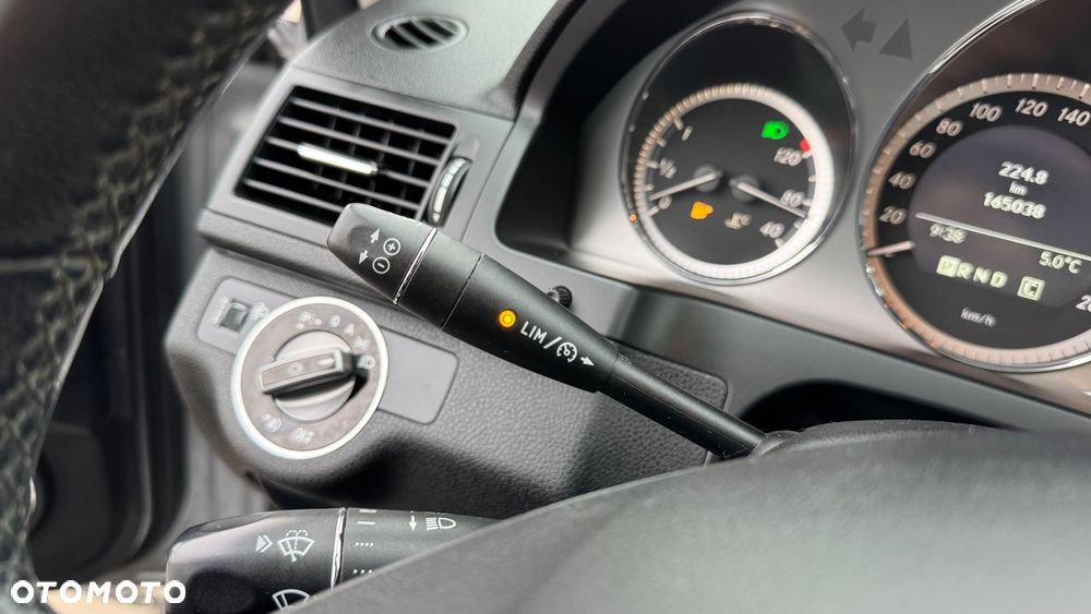 Mercedes-Benz Klasa C 180 Kompressor Automatik Avantgarde - 18