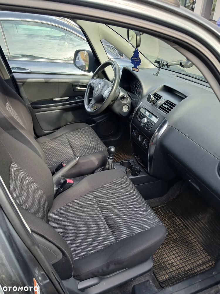 Suzuki SX4 - 14