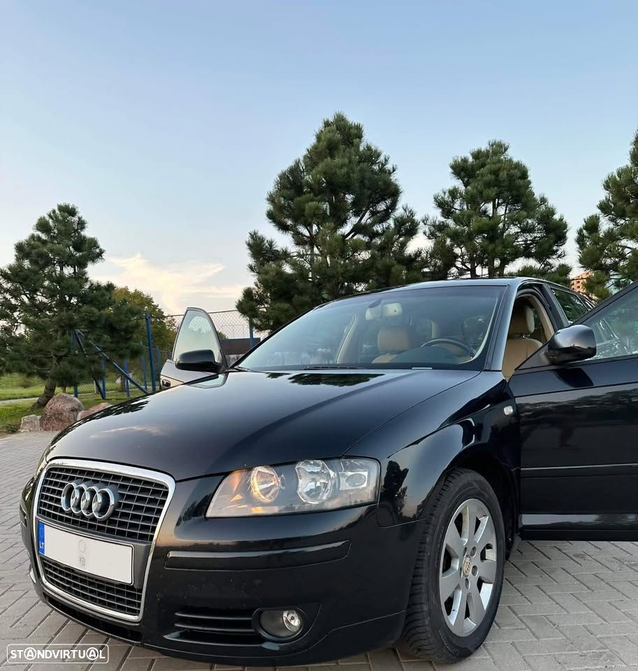 Audi A3 2.0 TDI DPF (DSG) S tronic Ambition - 3